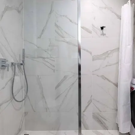 公寓 Modern In The Heart Of *